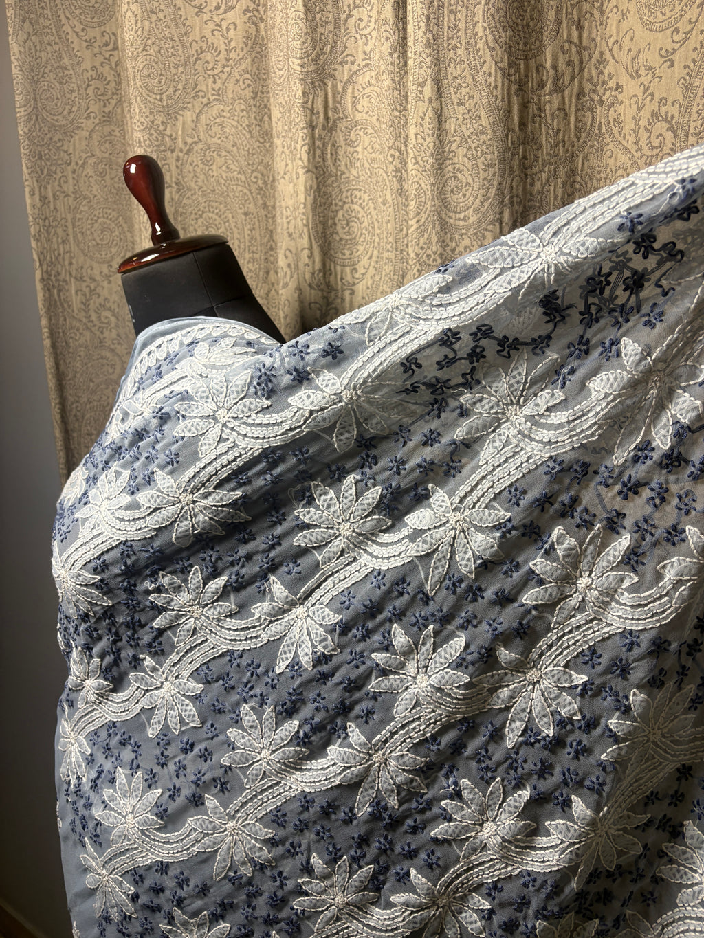 Georgette Hand Embroidered Lucknowi Chikankari Palla Saree